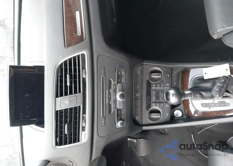 2018 Audi Q3 2.0T Premium/2.0T Sport Premium z USA, uszkodzony, nr VIN WA1JCCFS2JR014625